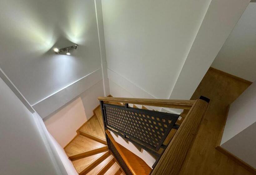 آپارتمان دوبلکس 1 خوابه, Wave Apartments