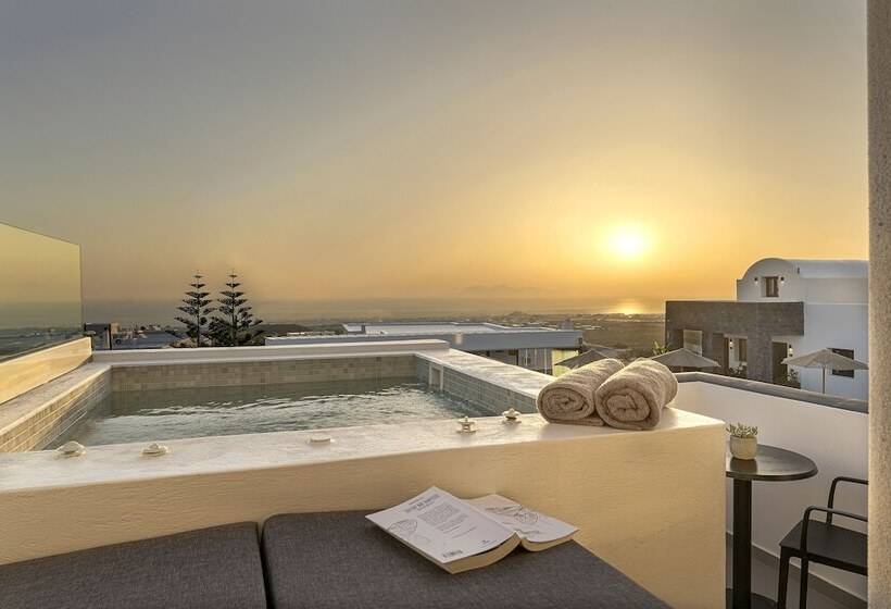 اتاق سوپریور با چشم‌انداز دریا, Onyx Hotel & Suites