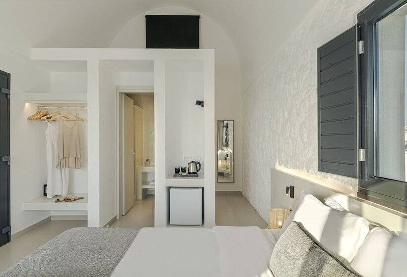 اتاق سوپریور با چشم‌انداز دریا, Onyx Hotel & Suites