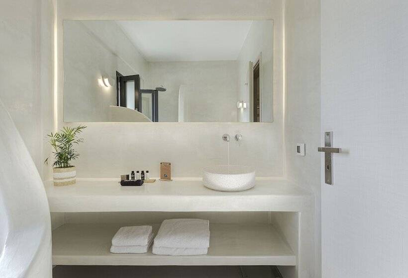 Deluxe Suite Sea View, Onyx Hotel & Suites