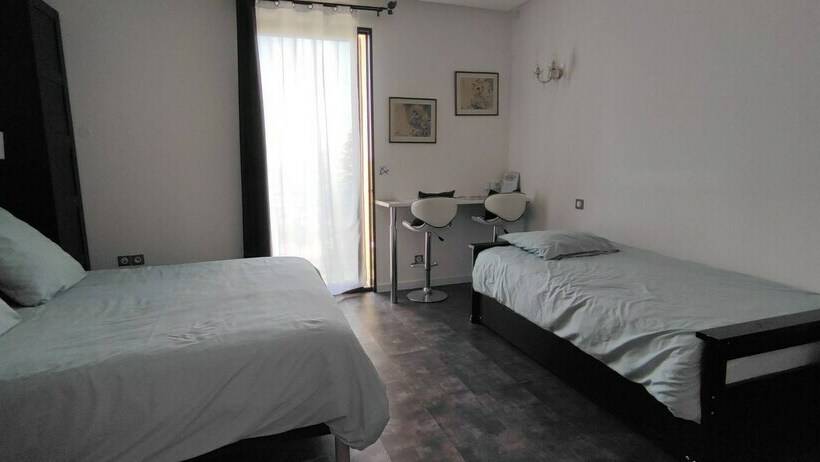 Семейный Номер, Maison D Hôtes Cœur D Hérault