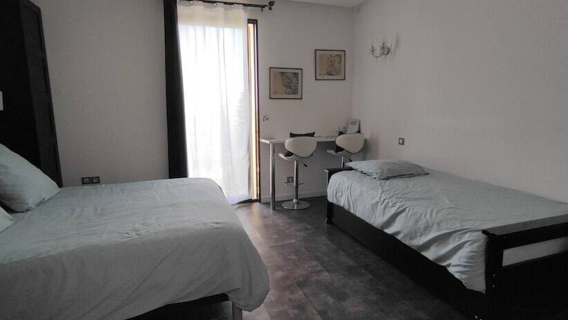 غرفة عائلية, Maison D Hôtes Cœur D Hérault