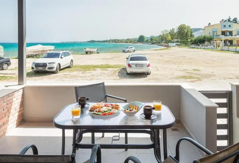 Suite Vista Ciutat, Tridente Mare