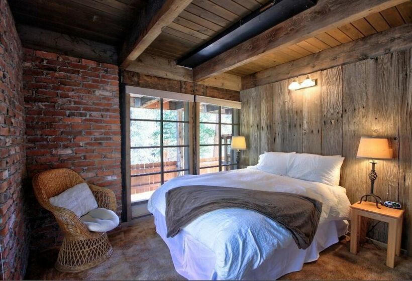 Хижина, Brecken Haus