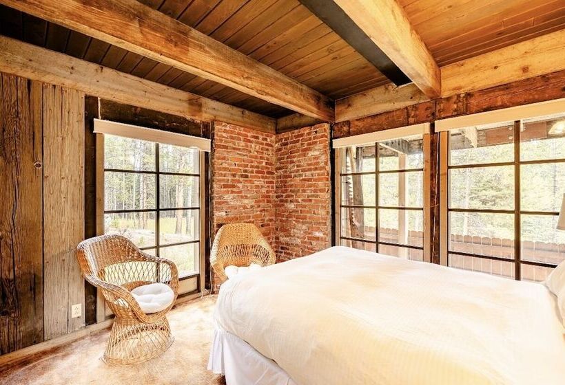 Хижина, Brecken Haus