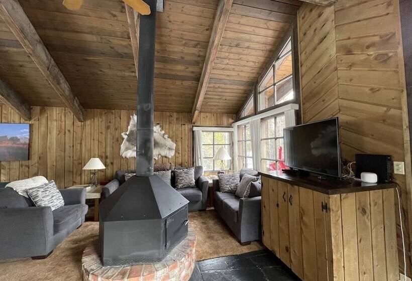 Хижина, Brecken Haus