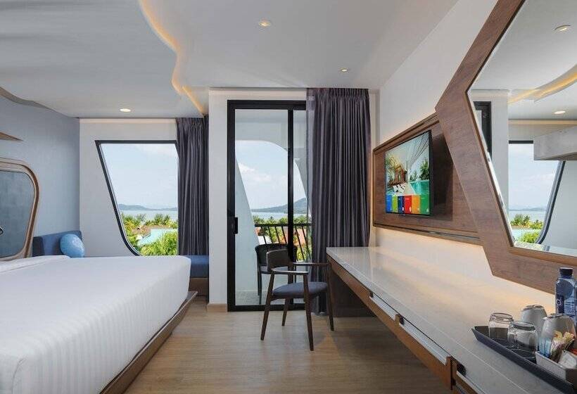 غرفة ديلوكس سرير كينج, The Oceanic Sportel Phuket   Sha Extra Plus