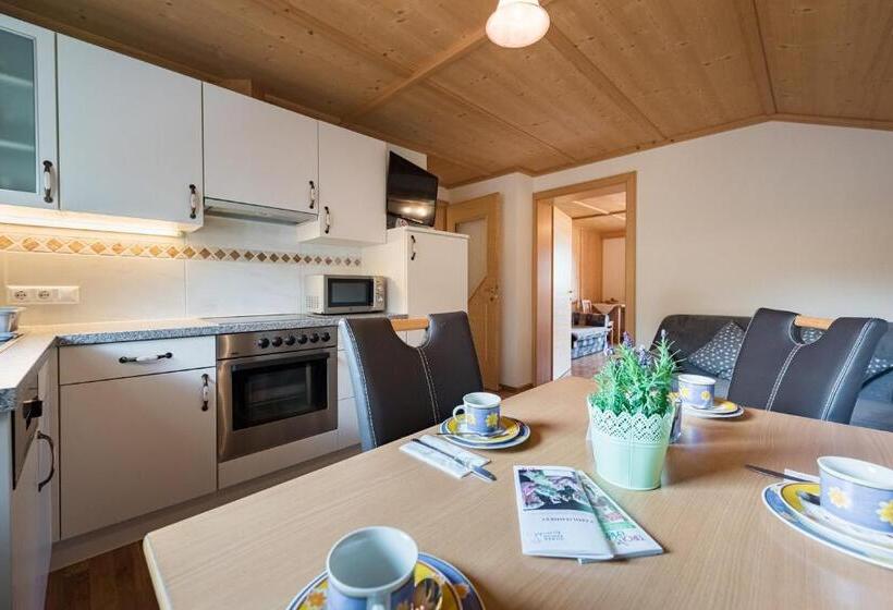 Апартаменты 2 Спальни, Bauernhof Ferienwohnungen Sennhof