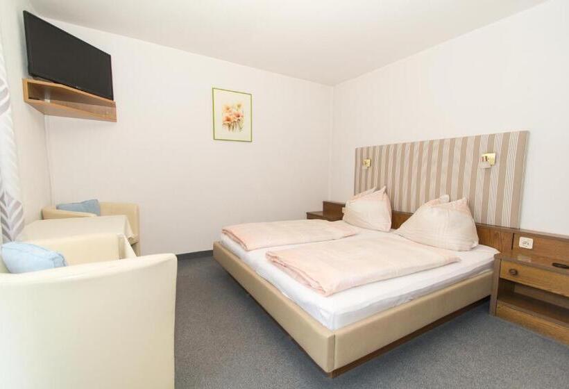 غرفة قياسية مزوَّدة بشُرفة, Gästehaus Wulz Lesjak