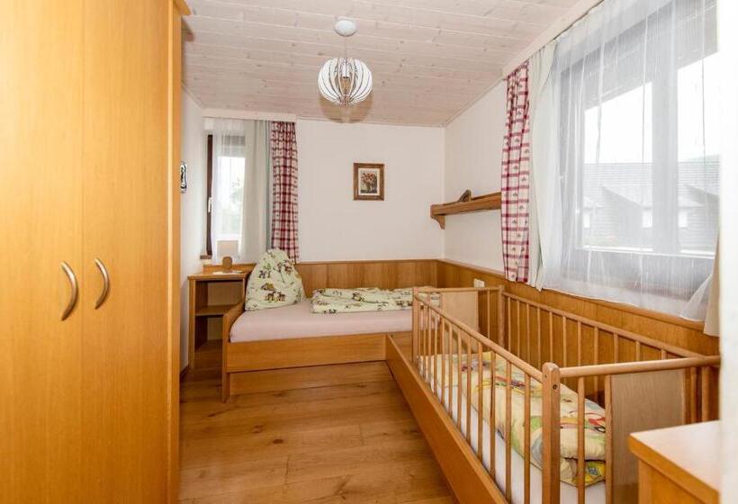 شقة غرفتين نوم مزودة بشُرفة, Ferienhof Kandler