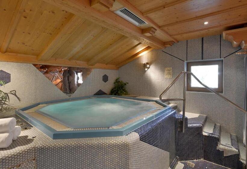 غرفة قياسية, Almhof