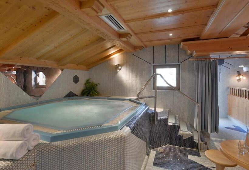 غرفة قياسية, Almhof