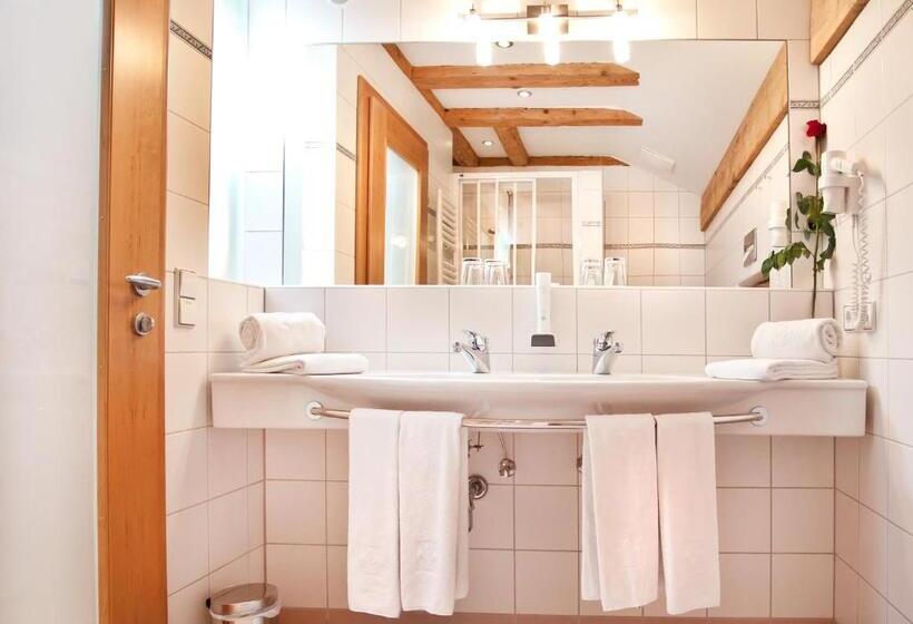 패밀리 룸, Binggl