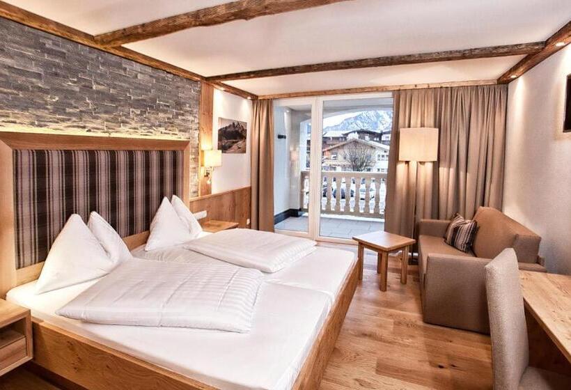 غرفة ديلوكس مزودة بشرفة, Heigenhauser Superior