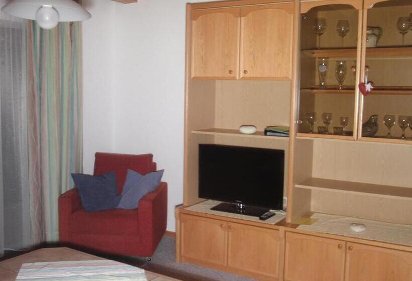 침실 1개 컴포트 아파트, Jagerhof