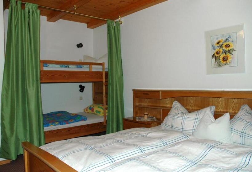 침실 1개 컴포트 아파트, Jagerhof