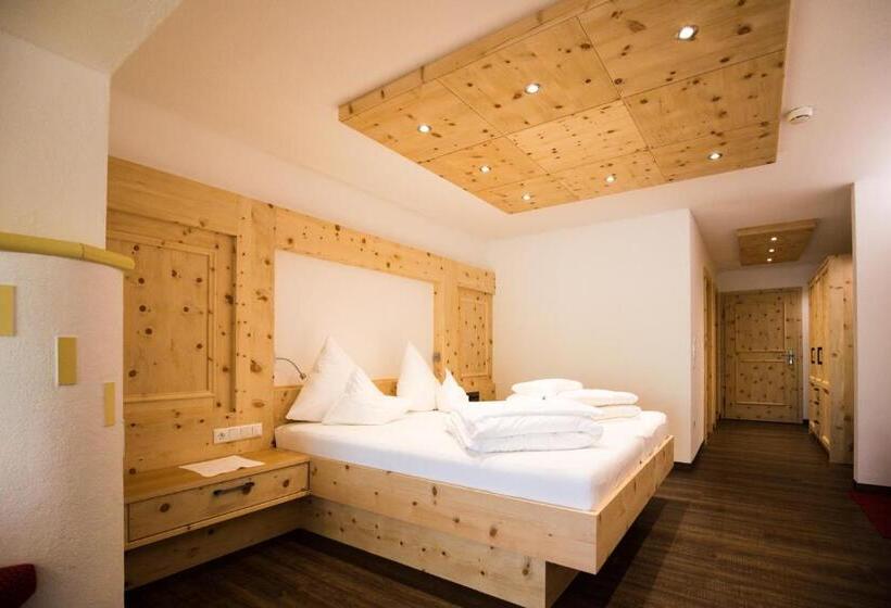 Люкс с Балконом, Landhaus Schnöller