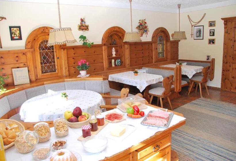 اتاق استاندارد, Moarbauer