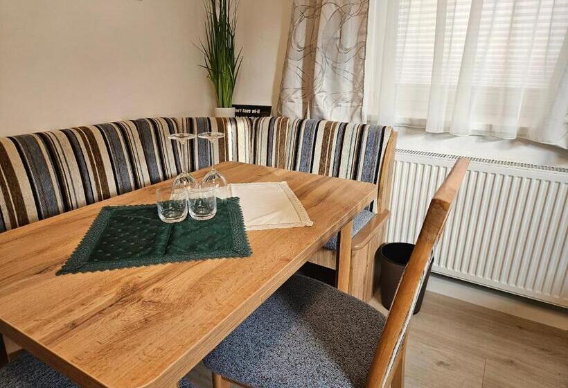 شقة غرفة واحدة, Gasthof Engelhof