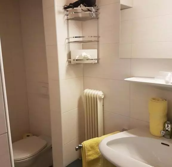 スタンダードルーム, Pension Garni Appartement Ortner