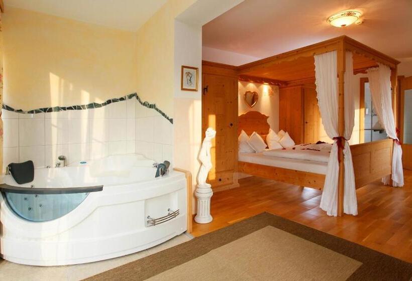 Студия Стандарт, Der Grubacher