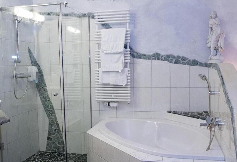 Студия Стандарт, Der Grubacher