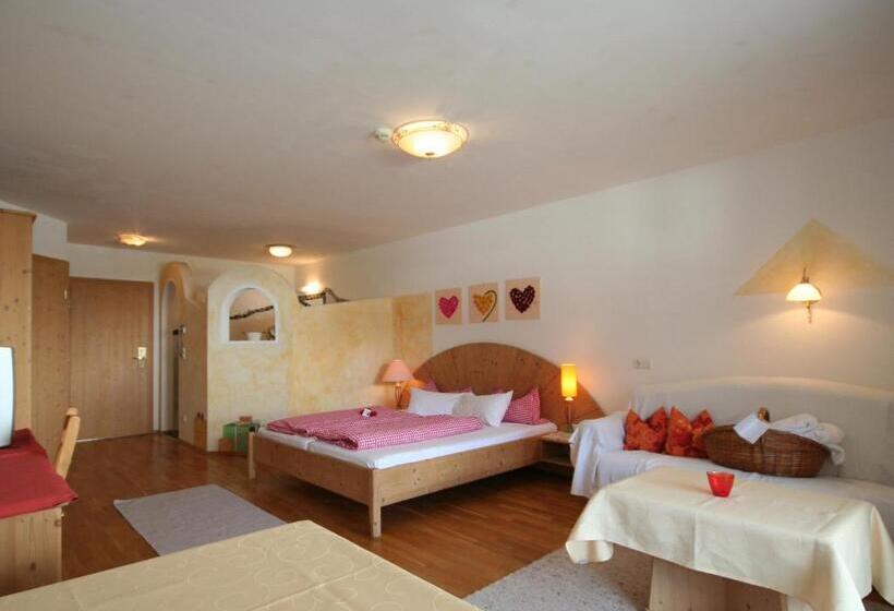 Студия Стандарт, Der Grubacher