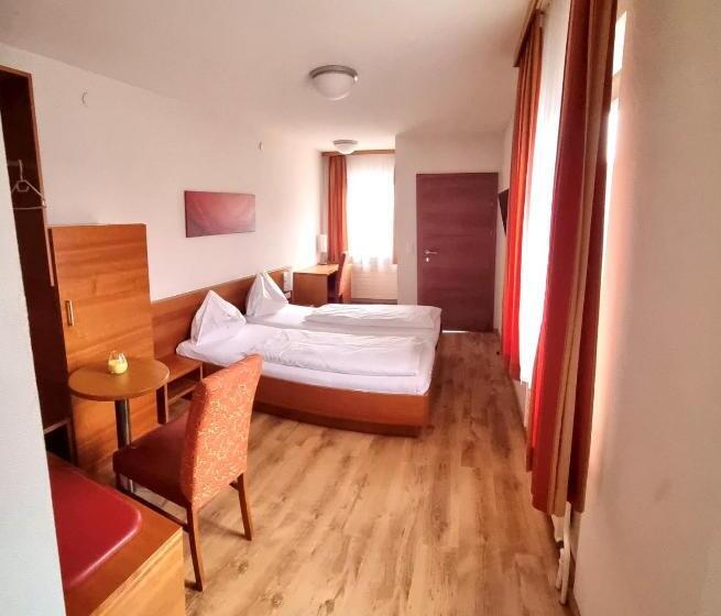 דירת חדר, Schillerhof Hotel Garni