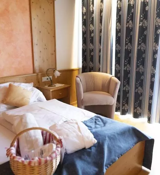 Standard Yhden Hengen Huone, Wellnesshotel Paradiesquelle