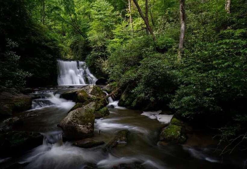 오두막, Dragon S Nest Mountain View