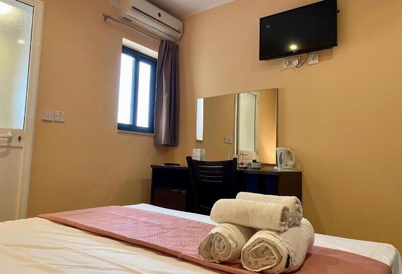 스탠다드 룸, Flamingo Hotel Malta