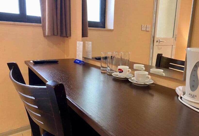 스탠다드 룸, Flamingo Hotel Malta