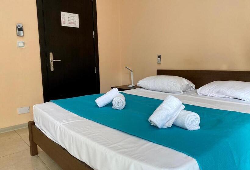 스탠다드 자쿠지 룸, Flamingo Hotel Malta