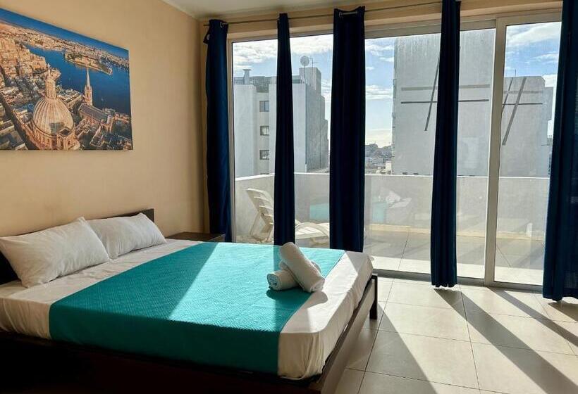 4인용 스탠다드 룸, Flamingo Hotel Malta