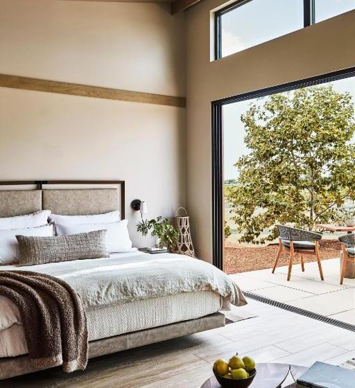 キングサイズベッドのスタンダードルーム, Stanly Ranch, Auberge Resorts Collection