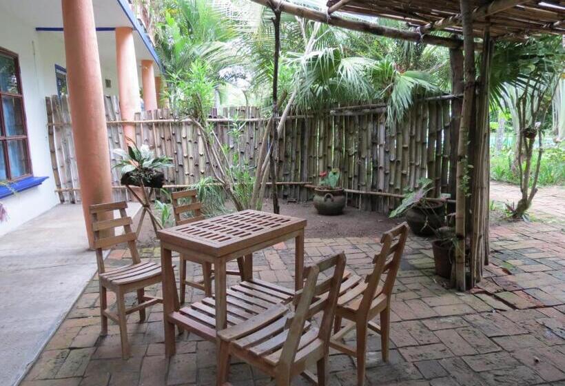 בונגלו משפחתי, Eco Coco Loco By Rotamundos