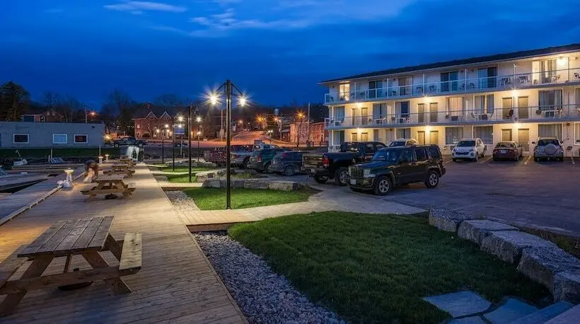2ダブルベッドのスタンダードルーム, Picton Harbour Inn