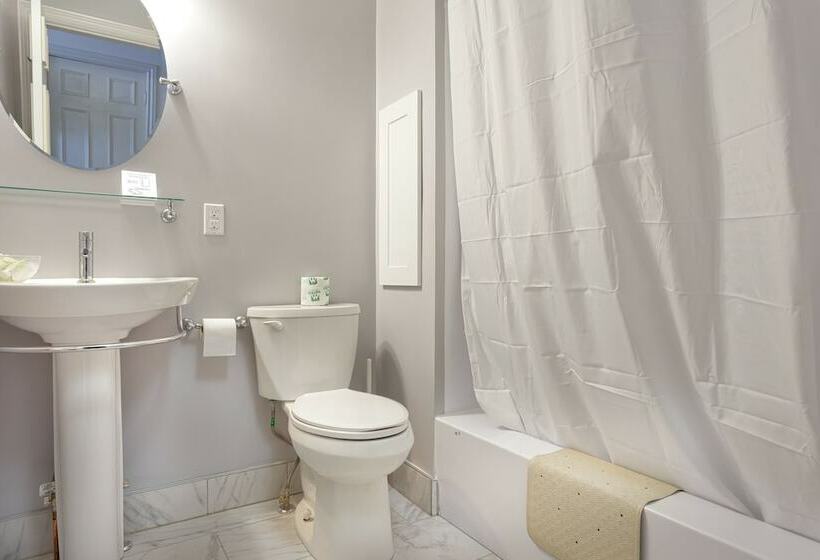 غرفه قياسيه سريرين مزدوجين, Picton Harbour Inn