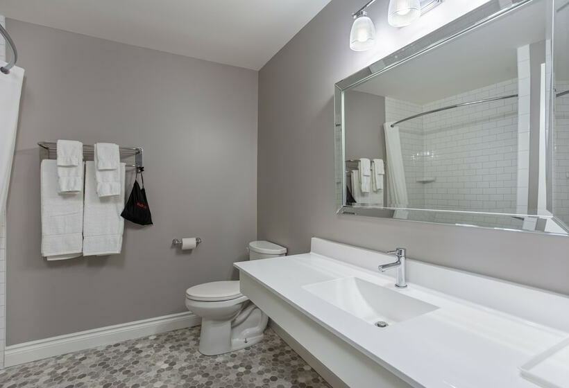 غرفة قياسية سرير مزدوج ذات إطلالة, Picton Harbour Inn