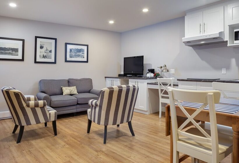 جناح عائلي غرفتين نوم, Picton Harbour Inn