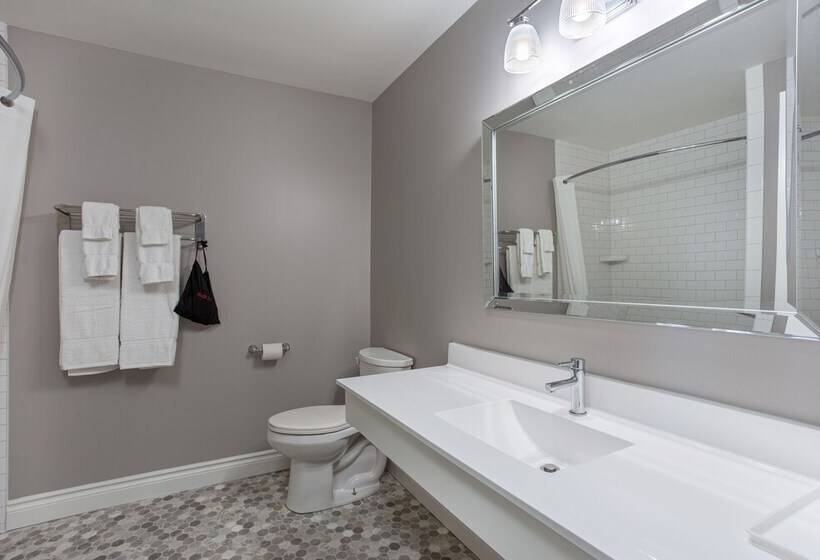 غرفة قياسية سرير مزدوج ذات إطلالة, Picton Harbour Inn