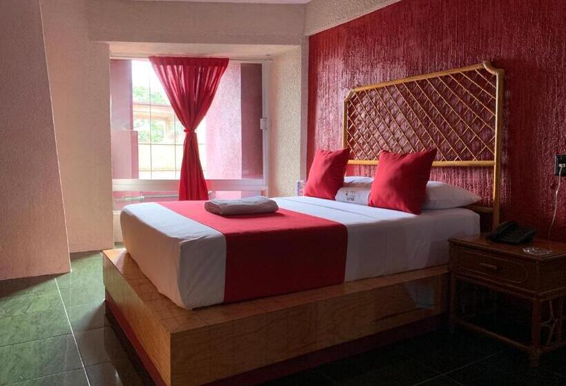 סוויטת ג'וניור, Alameda