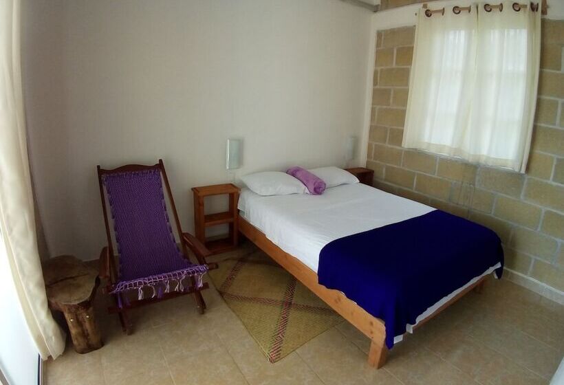 ファミリールーム, Estancia De Cortés