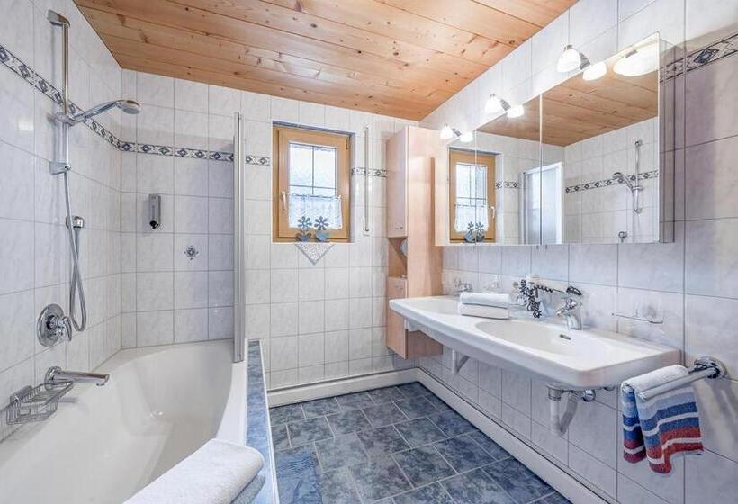 سوییت خانوادگی, Appartement Breitlehn