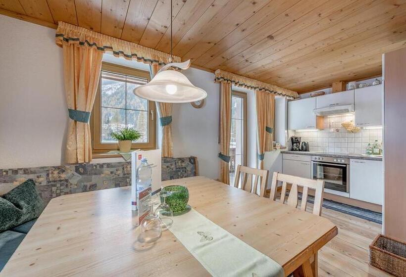آپارتمان 2 خوابه, Appartement Breitlehn