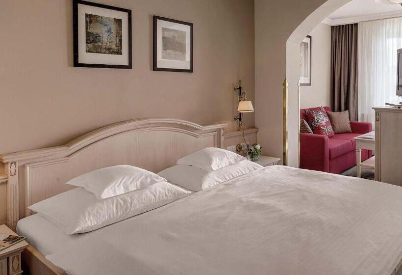 غرفة قياسية, Almesberger