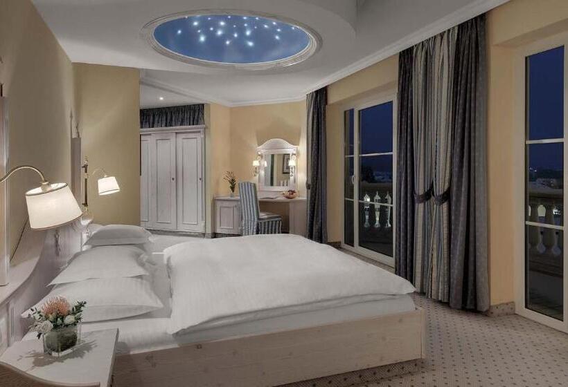 غرفة ديلوكس مطلة على حمام السباحة, Almesberger