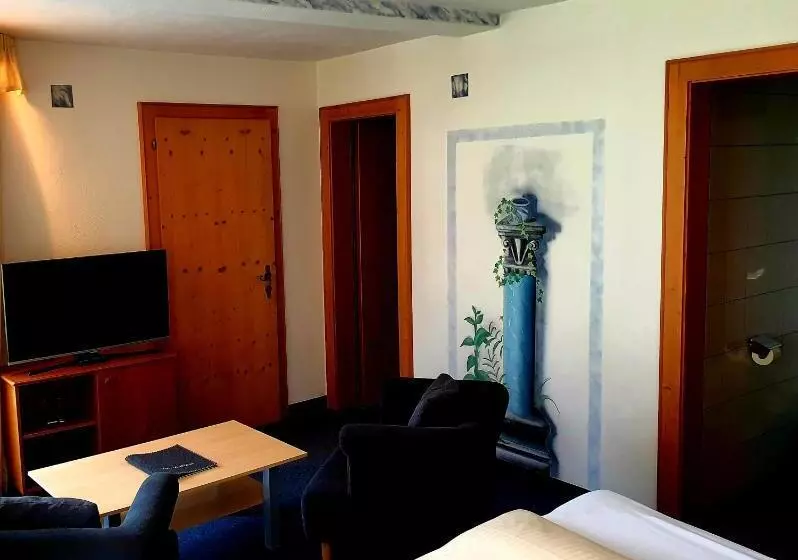 Family Room, Alpin