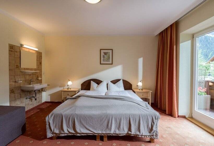 דירת שני חדרים, Apartments Rosenhof