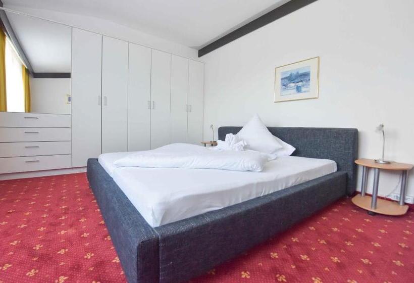 جناح عائلي, Bellevue